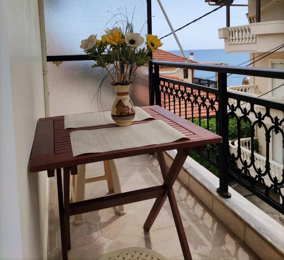 Ferienwohnung Διαμέρισμα Για Οικογένεια Με Θέα Την Θάλασσα Arkoudi Exterior foto